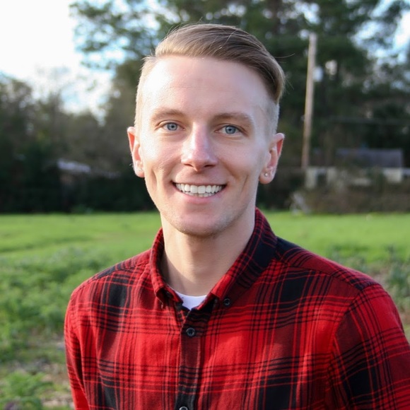 Meet your Posher, Bobby - Picture 2 of 7